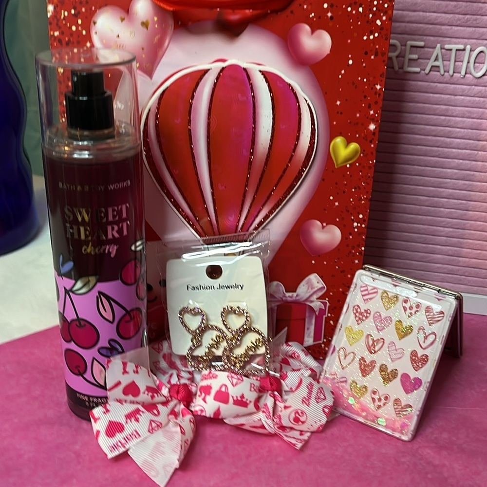 Valentines Day Barbie Bundle